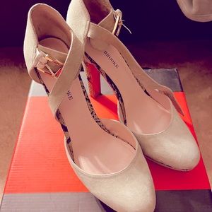 Platform heel